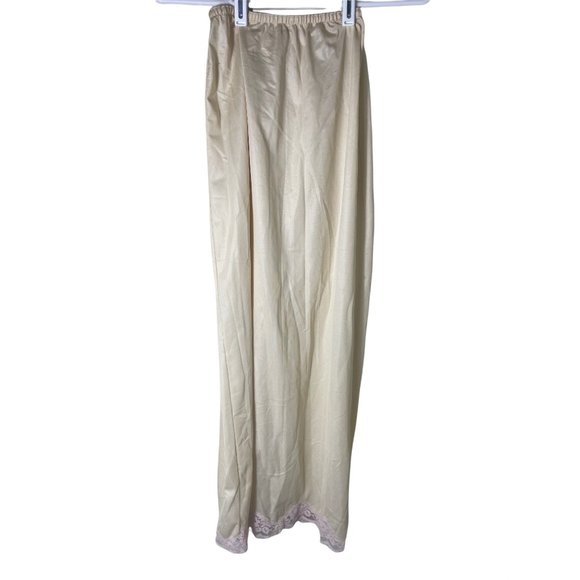1970's long 1/2 nylon slip small - Picture 1 of 8